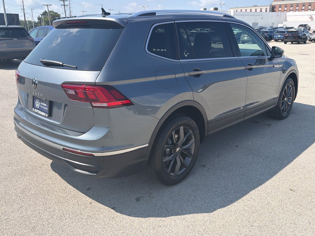 Certified 2023 Volkswagen Tiguan SE FWD image 6