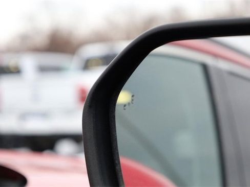 Certified 2024 Ford Explorer XLT w/ Equipment Group 202A image 21