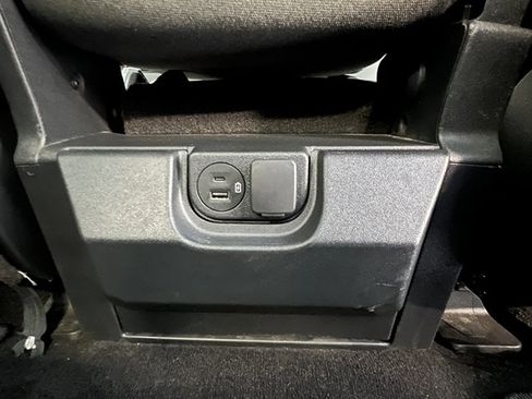 Used 2023 Ford F150 XLT image 25