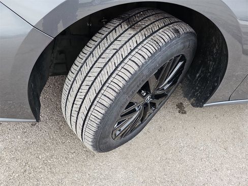 Used 2025 Nissan Altima 2.5 SV w/ SV Special Edition Package image 32