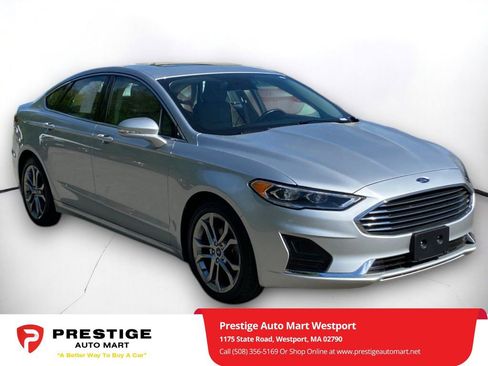 Used 2019 Ford Fusion SEL image 1