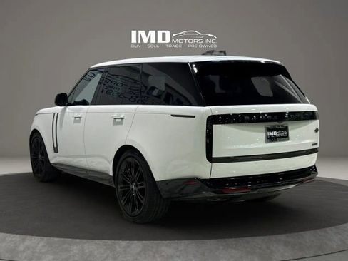 Used 2023 Land Rover Range Rover SE AWD/4WD image 8