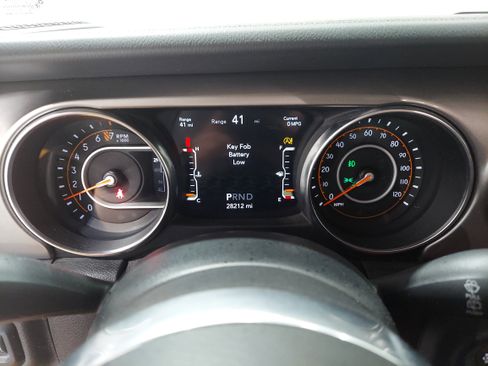 Used 2020 Jeep Wrangler Unlimited Sahara w/ Cold Weather Group image 8