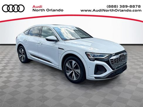 Used 2024 Audi Q8 e-tron Premium Plus w/ Premium Plus Package image 1