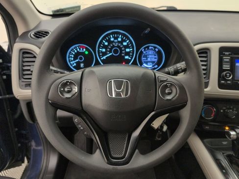 Used 2016 Honda HR-V LX image 33