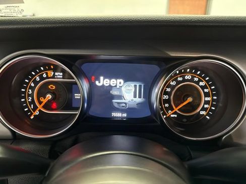 Used 2021 Jeep Gladiator Sport AWD/4WD image 29