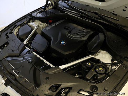 Used 2021 BMW 530i xDrive w/ Premium Package AWD/4WD image 40