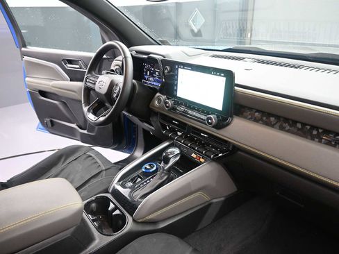 Used 2025 Chevrolet Colorado ZR2 image 27