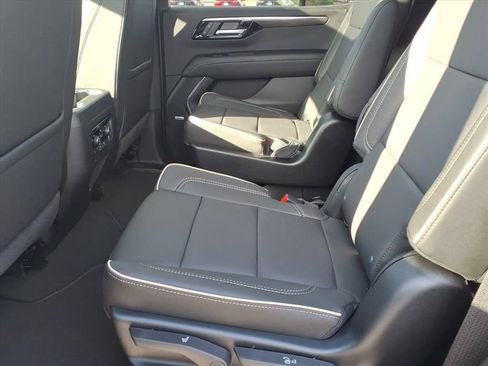 New 2026 Chevrolet Tahoe Premier w/ Sun And Tow Package AWD/4WD image 18