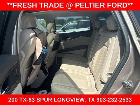 Used 2019 Lincoln Nautilus Reserve FWD image 7
