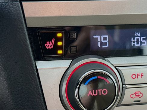 Used 2017 Subaru Legacy 2.5i Premium image 10