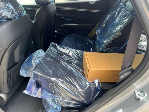 New 2024 Hyundai Tucson Limited image 16