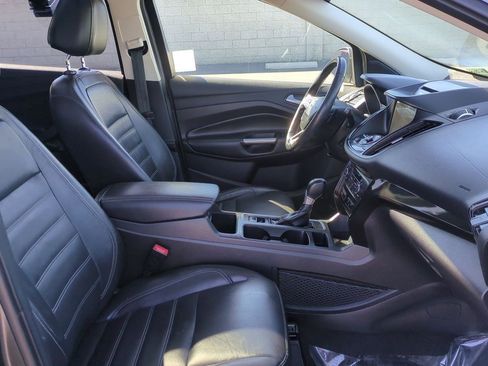 Used 2017 Ford Escape Titanium image 26