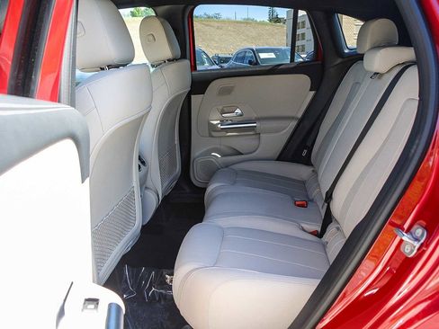 New 2026 Mercedes-Benz GLA 250 image 19