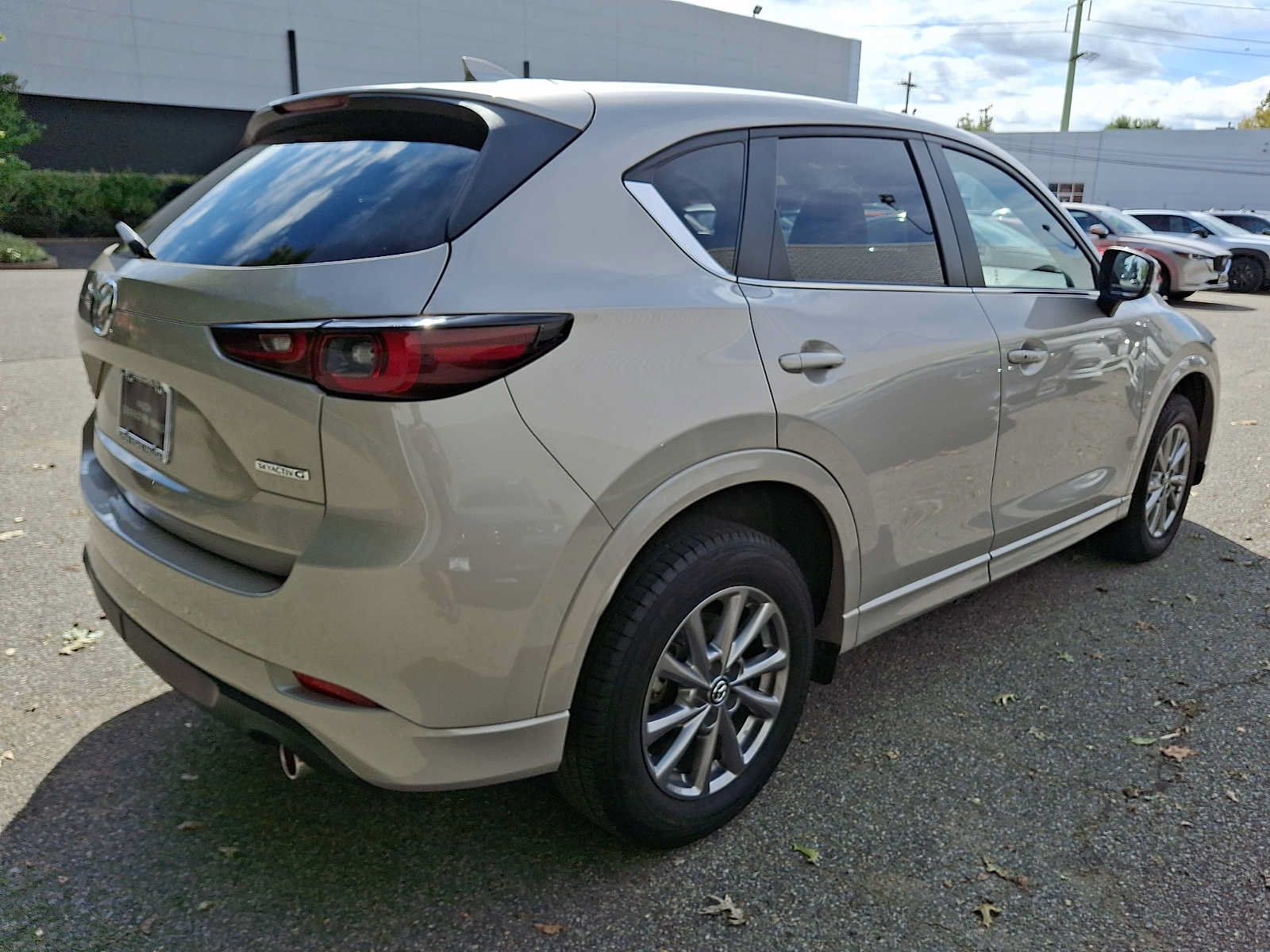 Certified 2025 MAZDA CX-5 AWD 2.5 S w/ Select Package image 4