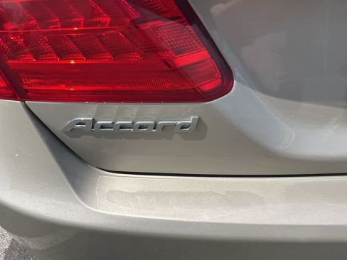 Used 2015 Honda Accord EX-L image 21