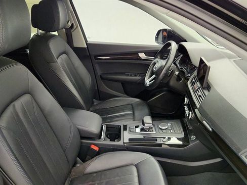 Used 2019 Audi Q5 2.0T Premium w/ Convenience Package AWD/4WD image 22