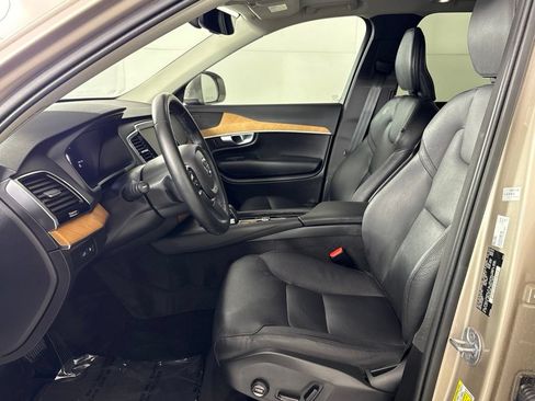 Used 2024 Volvo XC90 T8 Plus AWD/4WD image 27
