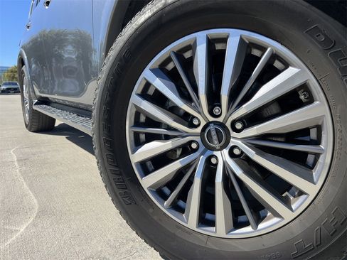 Used 2023 Nissan Armada SL w/ Captain's Chairs Package image 7