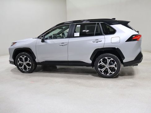 New 2025 Toyota RAV4 XSE image 4