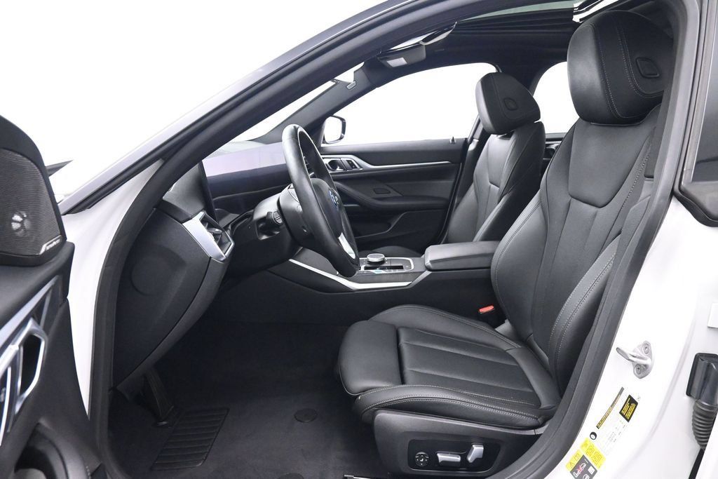 Used 2023 BMW i4 eDrive35 RWD image 11