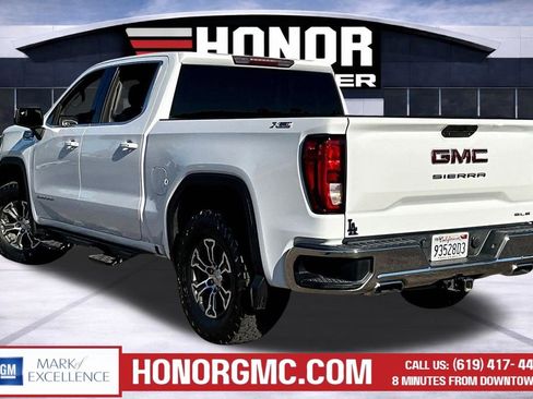 Used 2020 GMC Sierra 1500 SLE w/ SLE Convenience Package image 4