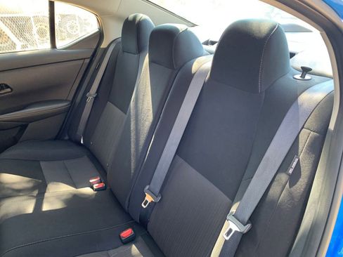 Used 2025 Nissan Sentra SV image 33