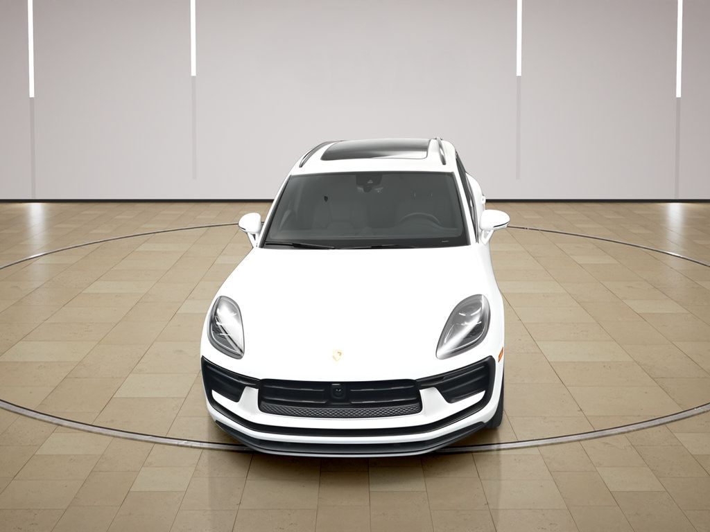 Certified 2026 Porsche Macan AWD/4WD image 41