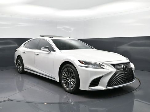 Used 2020 Lexus LS 500 w/ Interior Upgrade Package image 9