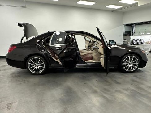 Used 2018 Mercedes-Benz S 560 S 560 4MATIC Sedan w/ AMG Line Exterior image 31