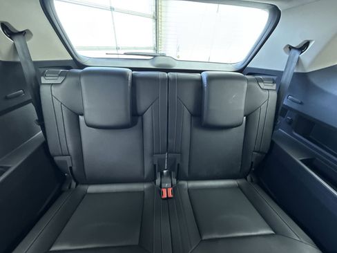 Used 2018 Volkswagen Atlas SE image 32