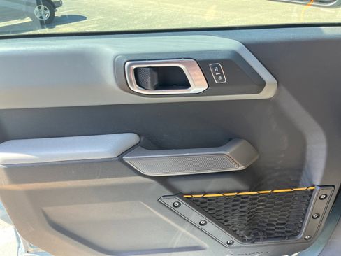 Used 2022 Ford Bronco Badlands image 20