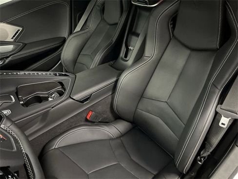 Used 2022 Chevrolet Corvette Stingray Preferred Cpe w/ 2LT image 19