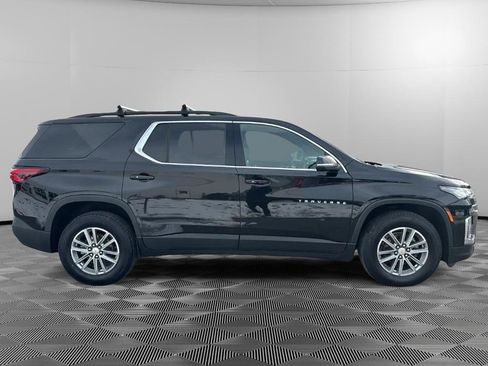 Used 2023 Chevrolet Traverse LT image 6