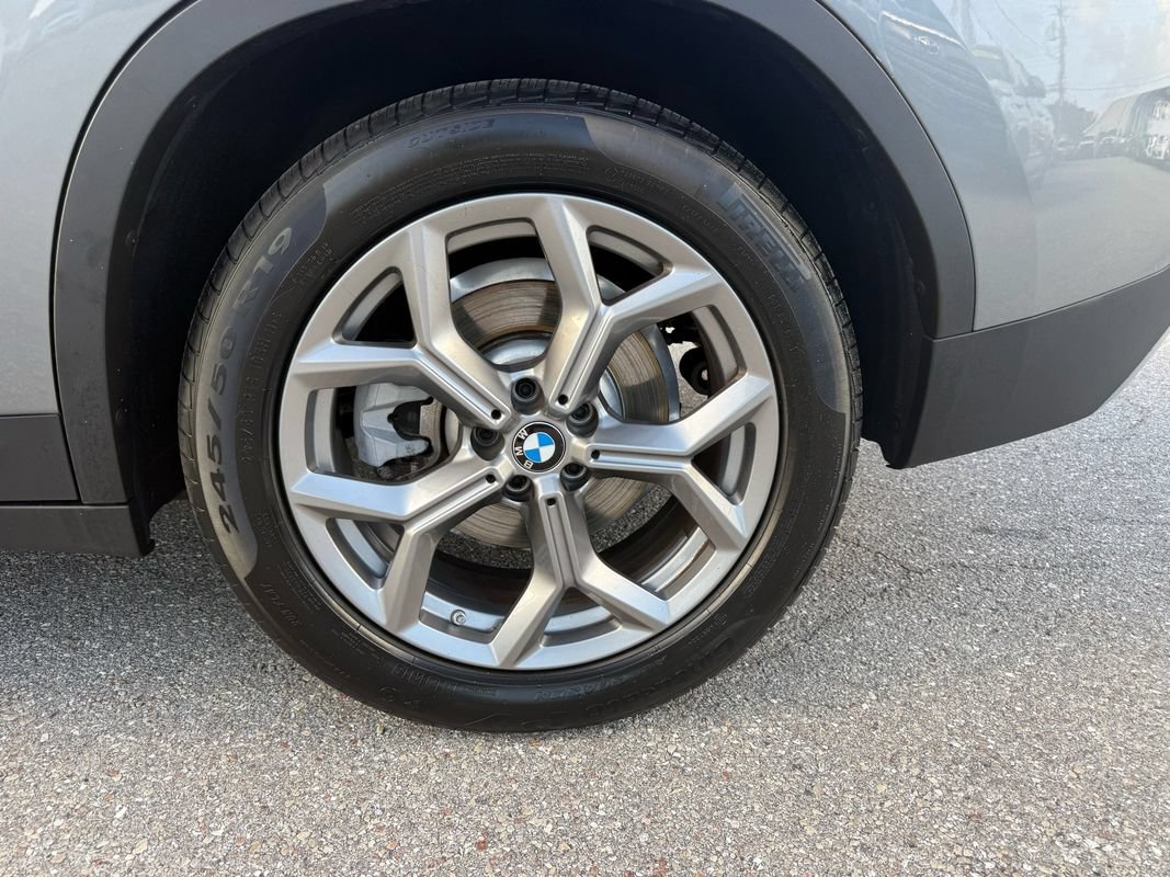 Used 2023 BMW X3 sDrive30i w/ Premium Package RWD image 9