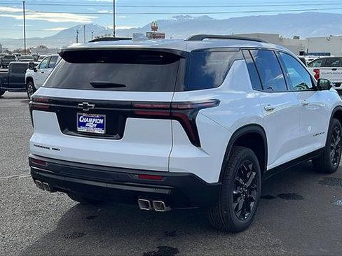 New 2026 Chevrolet Traverse LT w/ Midnight/Sport Edition image 5