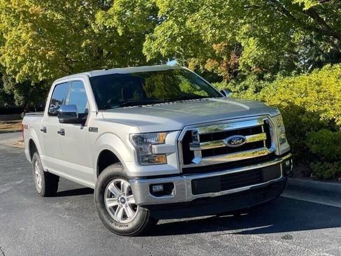 Used 2016 Ford F150 XLT AWD/4WD image 2