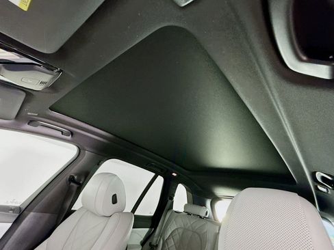 New 2026 BMW X5 xDrive50e w/ Premium Package image 23