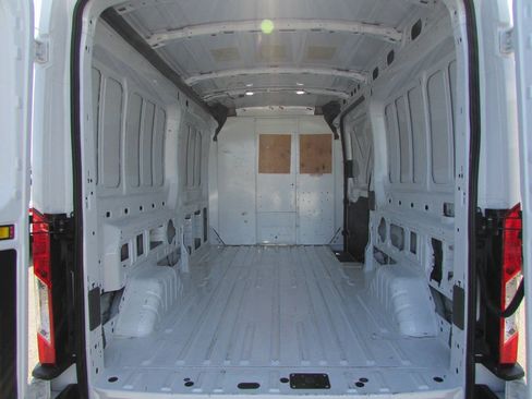 Used 2023 Ford Transit 150 Medium Roof RWD image 26