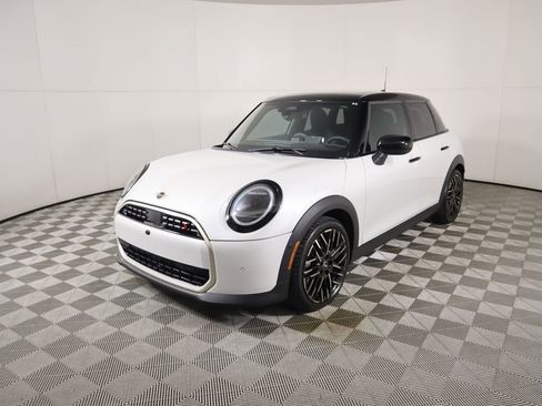 Used 2025 MINI Cooper S image 1
