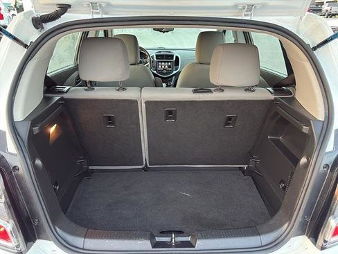 Used 2020 Chevrolet Sonic LT image 11