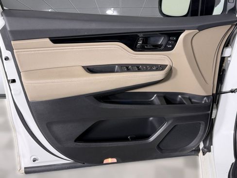 Used 2024 Honda Odyssey Elite image 12