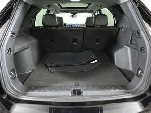 Used 2023 Chevrolet Equinox Premier AWD/4WD image 28