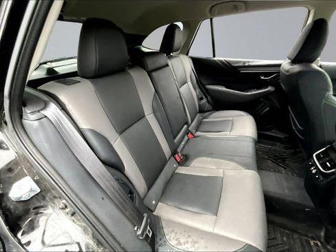 Used 2024 Subaru Outback Onyx Edition XT AWD/4WD image 21