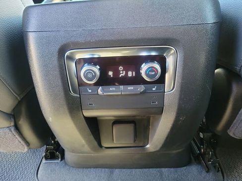 Certified 2025 GMC Yukon Denali image 16