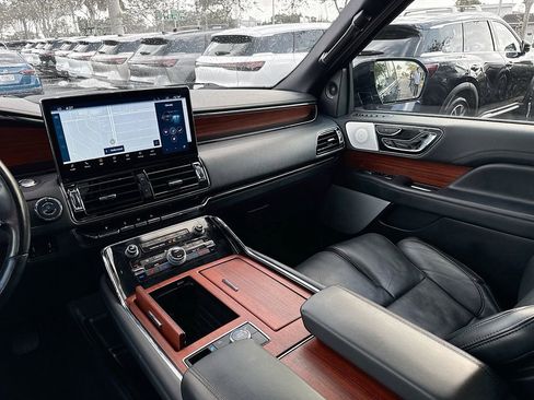 Used 2024 Lincoln Navigator Reserve w/ Equipment Group 201A image 26