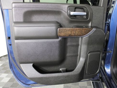 Used 2020 GMC Sierra 2500 Denali image 34