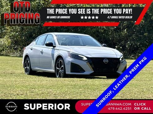 New 2025 Nissan Altima 2.5 SR w/ SR Premium Package image 1
