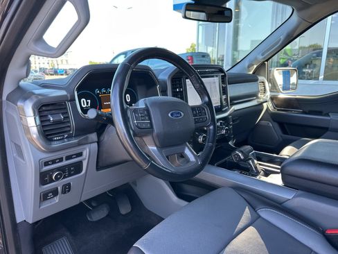 Used 2021 Ford F150 Lariat w/ Equipment Group 502A High AWD/4WD image 20