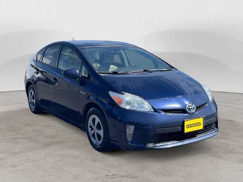 Used 2013 Toyota Prius Three w/ Solar Roof Pkg FWD image 7